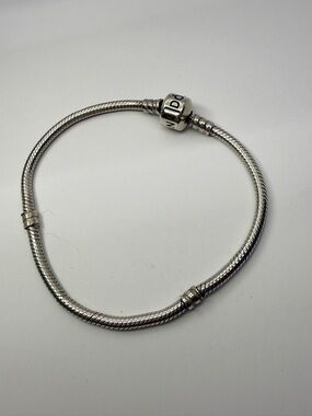 Pandora Moments Snake Chain Bracelet Barrel Clasp 925 ALE 7.75”